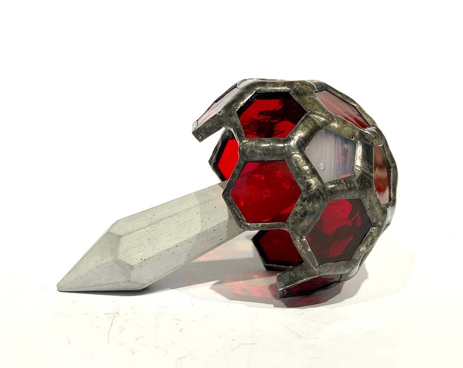 Lex Shute_Little Amanita_1, 2023. Glass, concrete, 8x5x5cm_WEB
