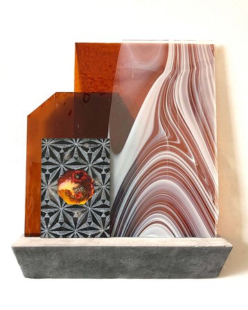 Lex Shute_Altar Study I_Alchemy of Agates, Shooter, 2023. Ink, graphite on photographic paper, zinc, glass, wood, concrete, 37x30x7cm_web