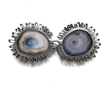 3lex-shute-fetisher-ocular-device2024-agates-lead-9x185x15cm-web-6801279e88ae9