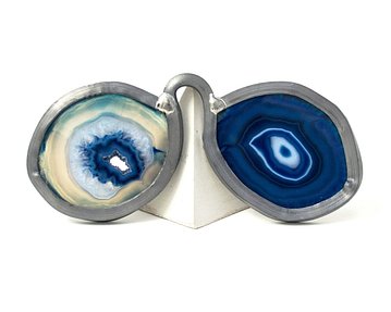 Lex Shute_Umbra, Ocular Device, 2018. Agates, lead, 7.5x19x5cm_web