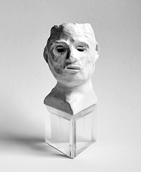 Lex-Thomas_Djinn_Termin-2016.-Polymer-clay,-perspex,-13.5x6cm-approx_web
