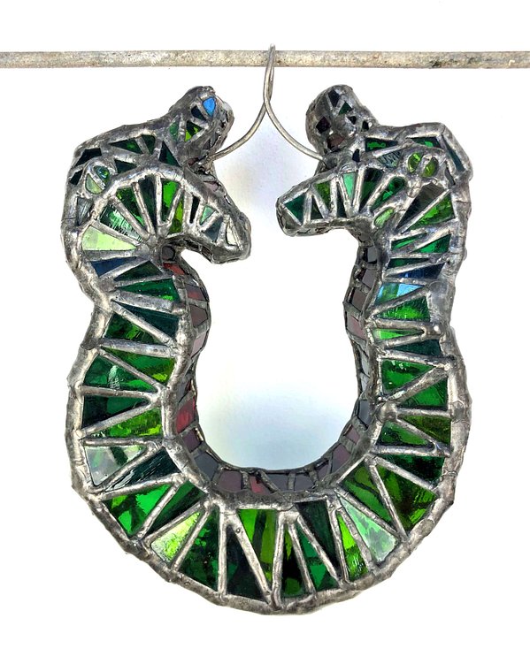 Lex Shute_Serpens, 2025. Stained glass, lead, tin, 15x11x4cm_1_web
