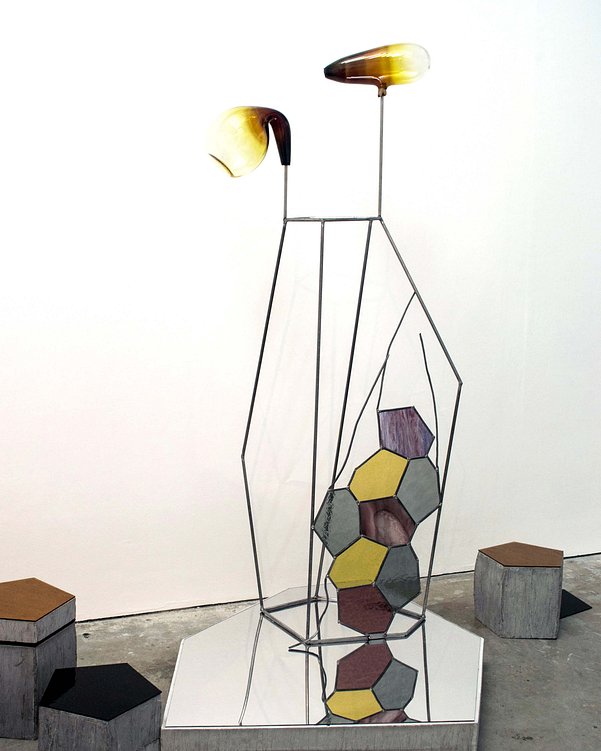 Lex Shute_Energy Radiator, 2019. Glass, steel, lead, 184x69x36cm on silver acrylic topped concrete base_web
