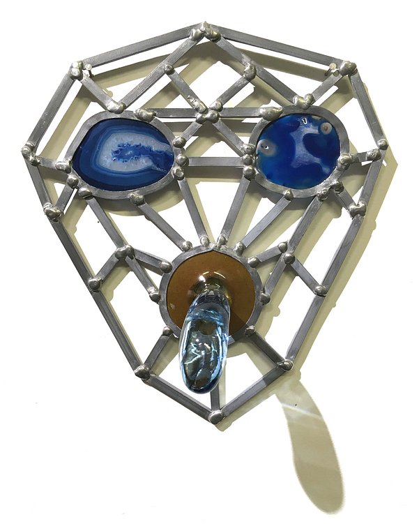 Lex Shute_Viswormed, 2020. Geodes, glass, lead, 34x26x11cm_web