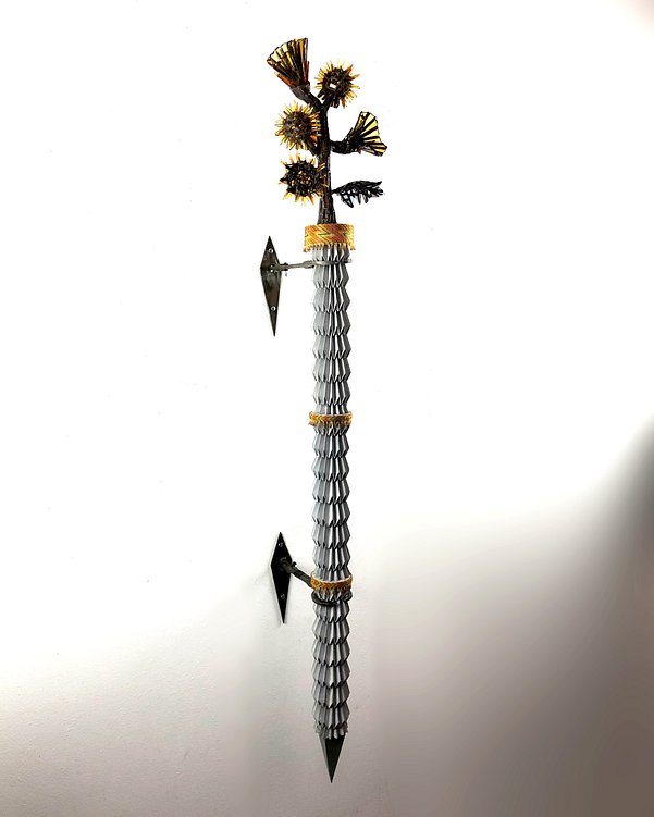 lex-shute-raving-nightshade-staff-2023-glass-tigers-eye-concrete-steel-150x23x23cm-web-680127b4dd640